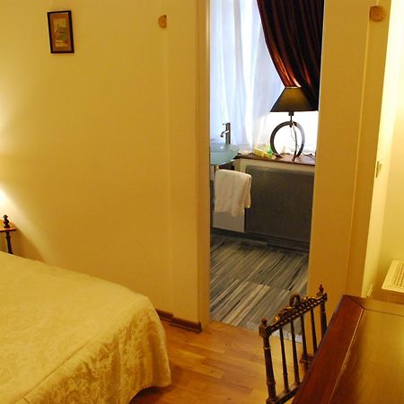בוקרשט Grand Boutique Hotel חדר תמונה