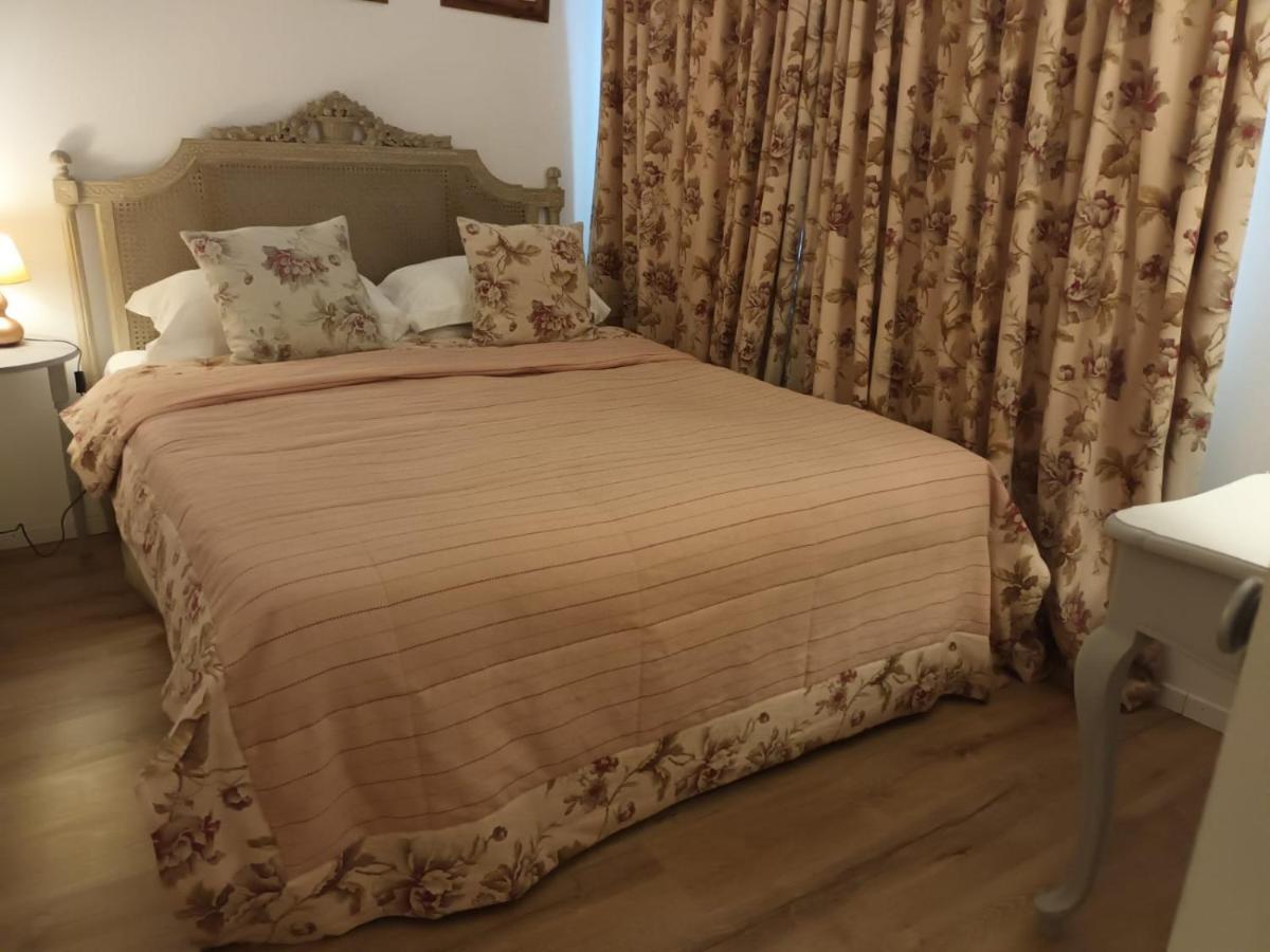 בוקרשט Grand Boutique Hotel מראה חיצוני תמונה