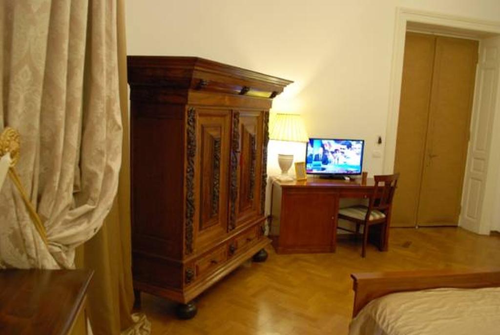 בוקרשט Grand Boutique Hotel מראה חיצוני תמונה