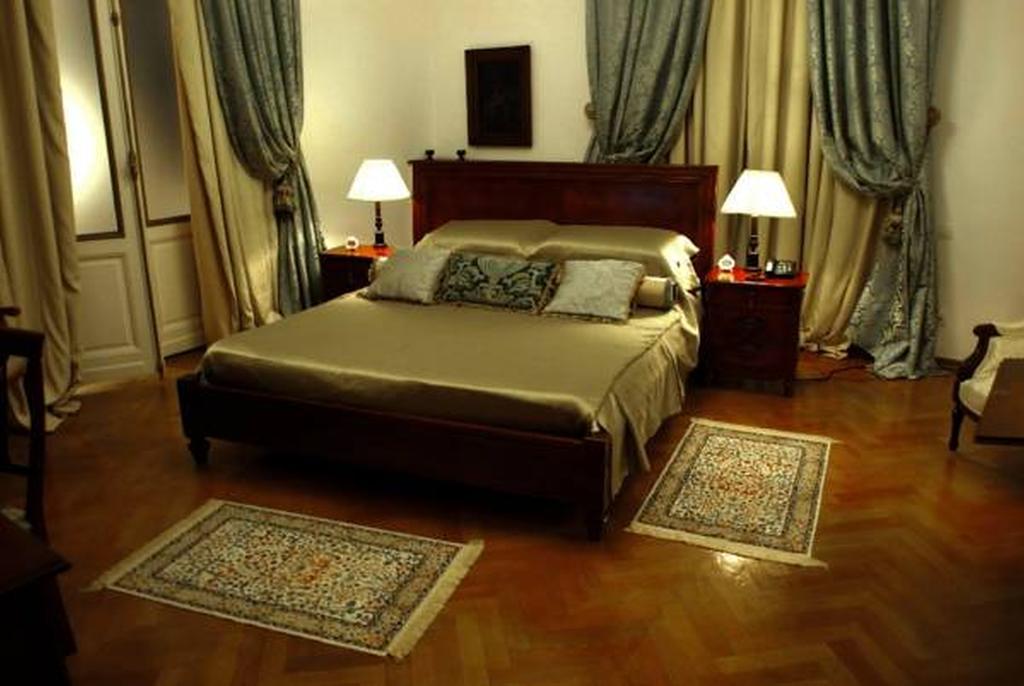 בוקרשט Grand Boutique Hotel מראה חיצוני תמונה